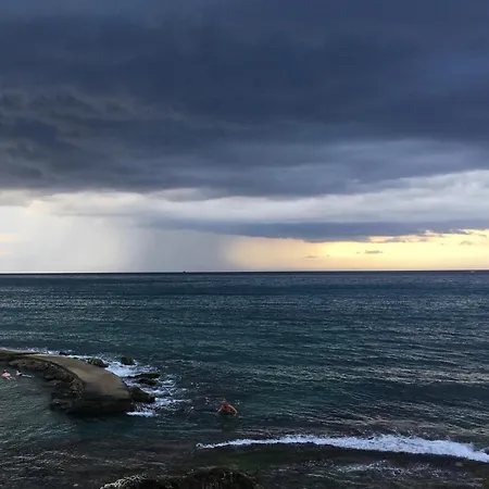 Διαμέρισμα Eftihia By The Sea
