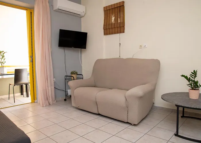 Apartament Eftihia By The Sea