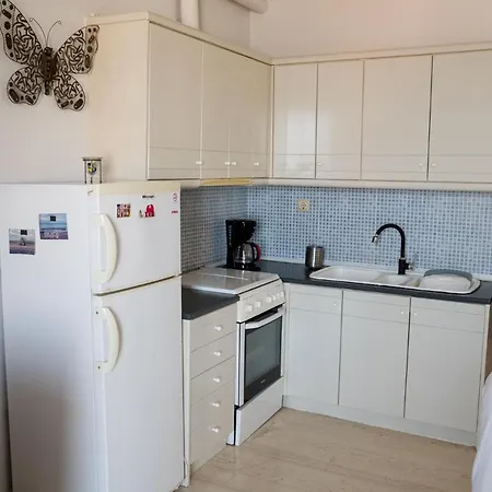 Eftihia By The Sea *