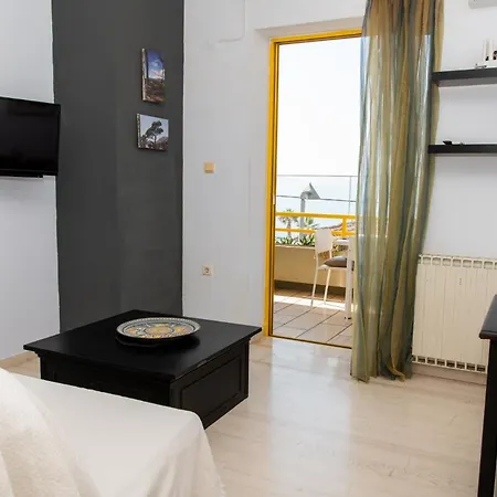Eftihia By The Sea Апартаменты
